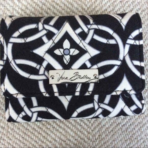 Hard to find black and white VERA BRADLEY trifold - Picture 3 of 6